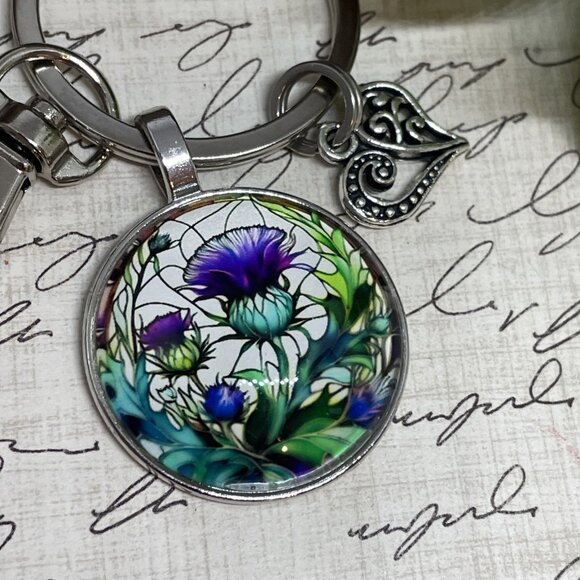 Scottish Thistle Keychain Key Claddagh Heart Gift Box Necklace Irish Christmas - Picture 3 of 13